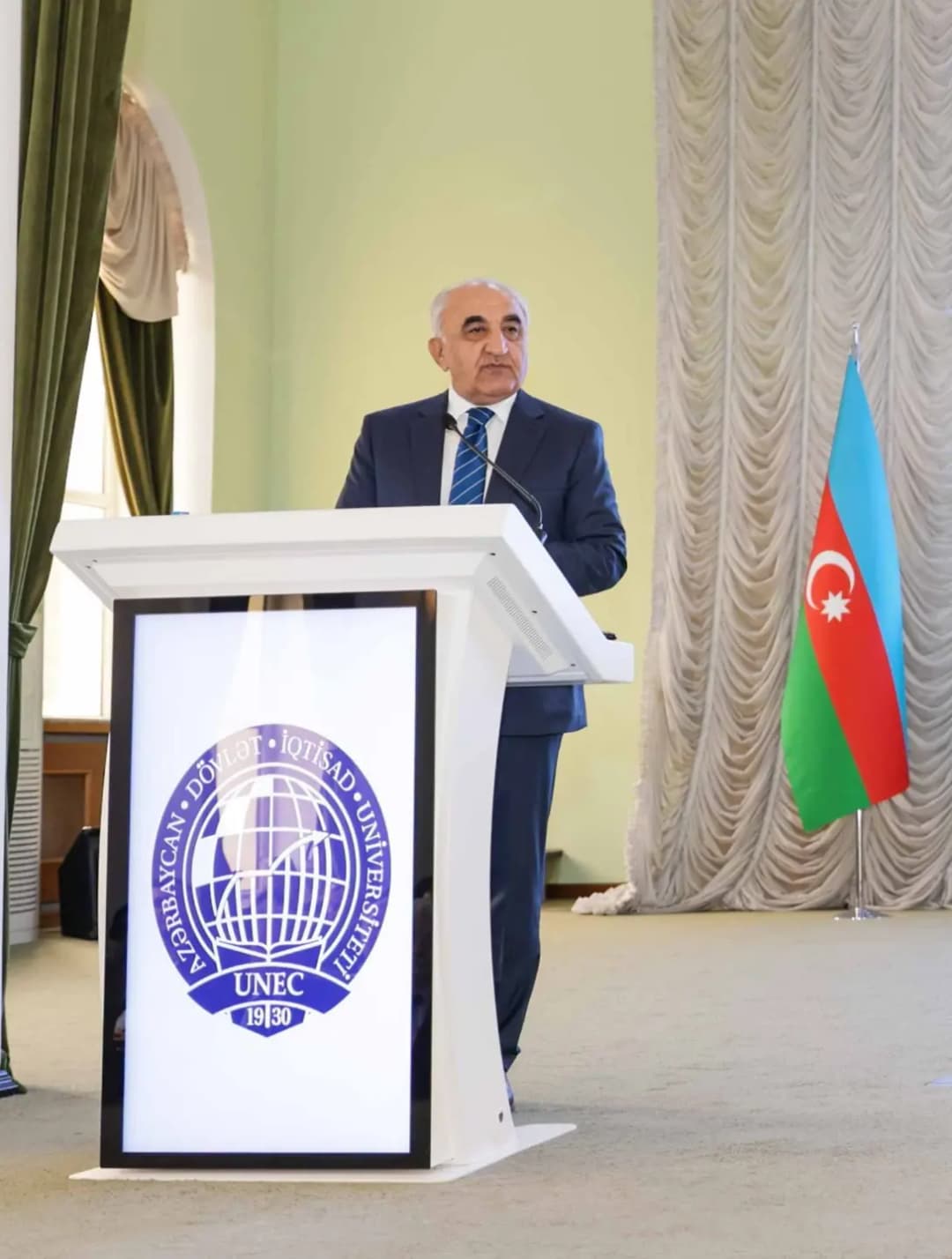 AƏSMA-nın prorektoru