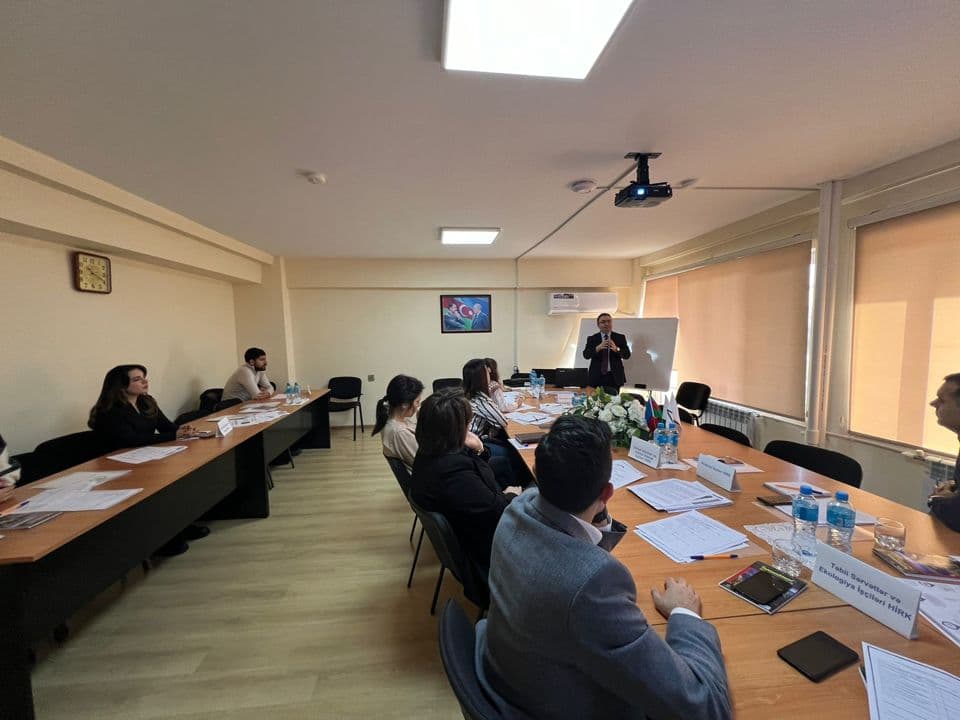 Gənc həmkarlar ittif