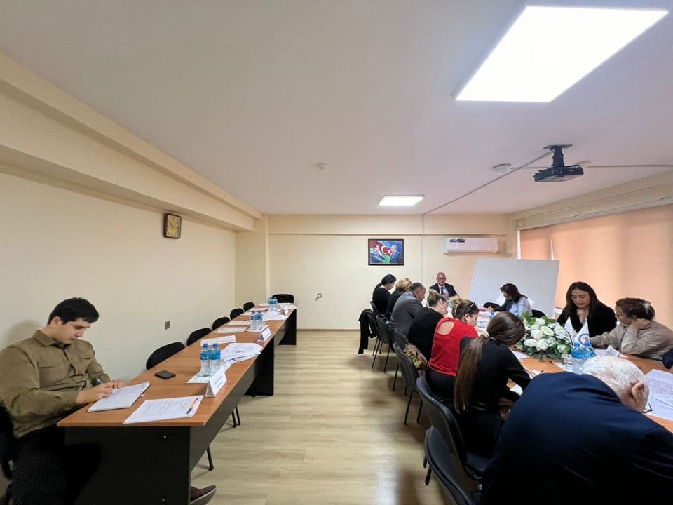 Yeni seçilmiş Həmkar