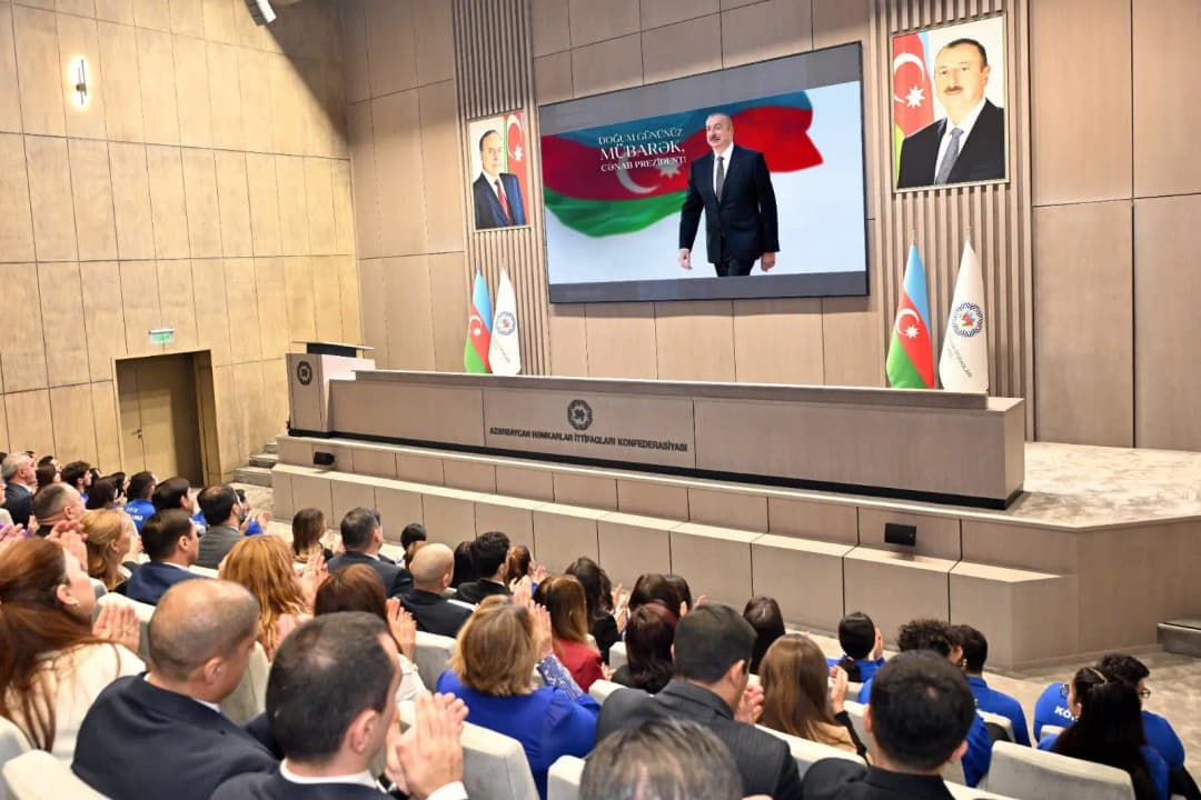 AHİK-də Dünya Azərba