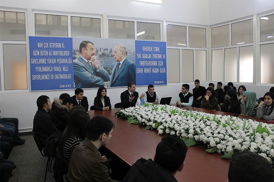 “İş görüşməsi necə o