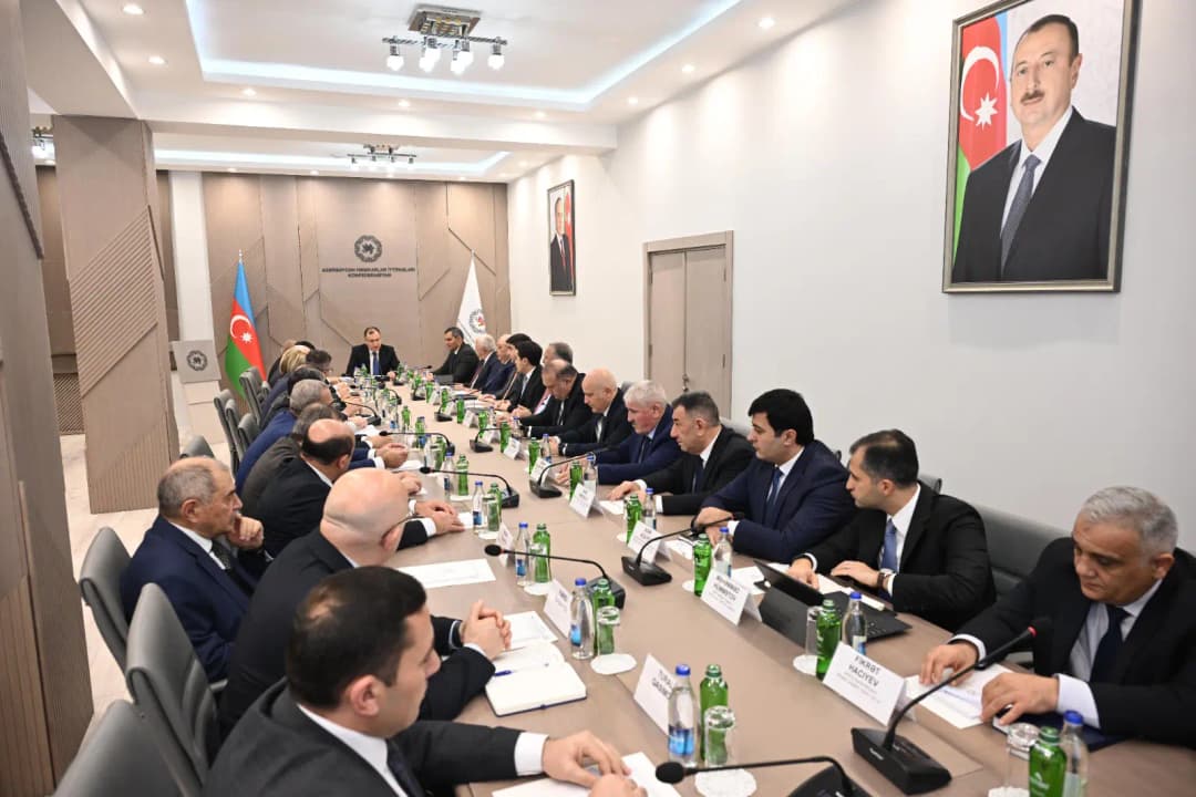 Qarşıdakı dövr üçün 