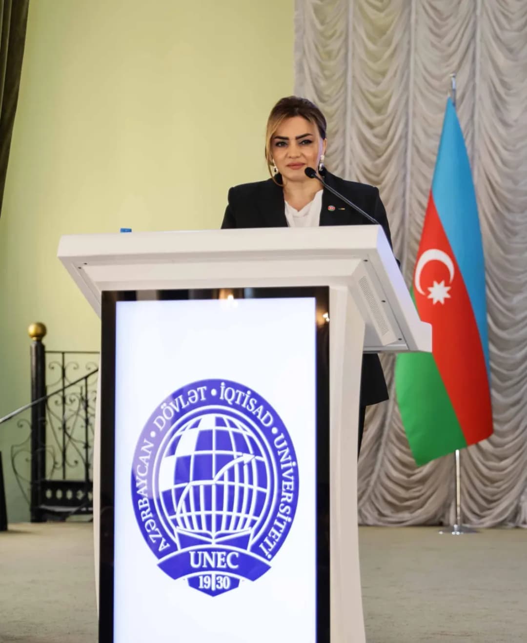 AƏSMA-nın prorektoru