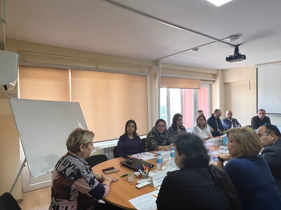 Yeni seçilmiş Həmkar