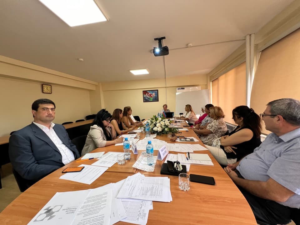 AKADEMİYADA YENİ SEÇ