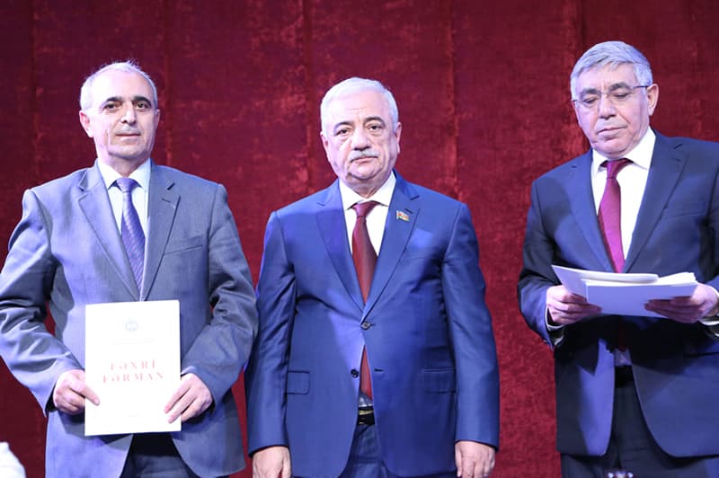 Aka­de­mi­­ya­mızın 