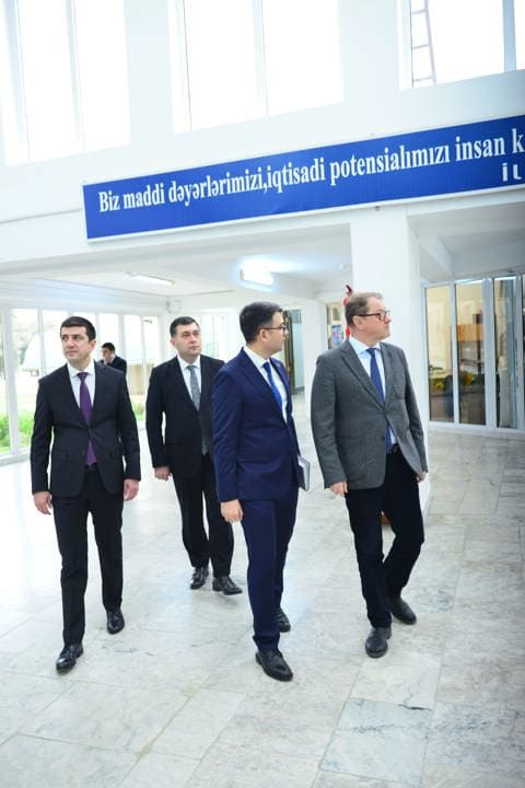 AHİK-in Əmək və Sosi