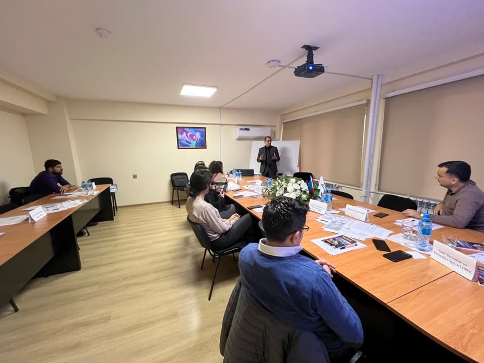 Gənc həmkarlar ittif