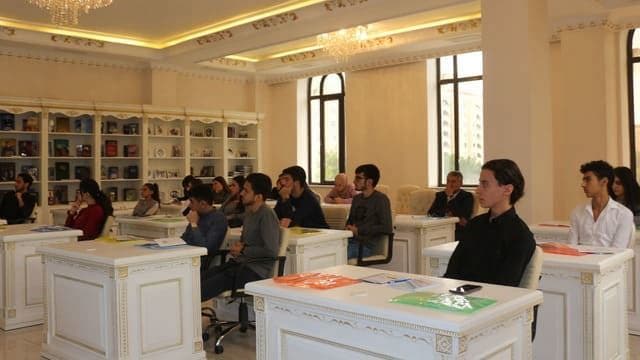 Akademiyasının tələb