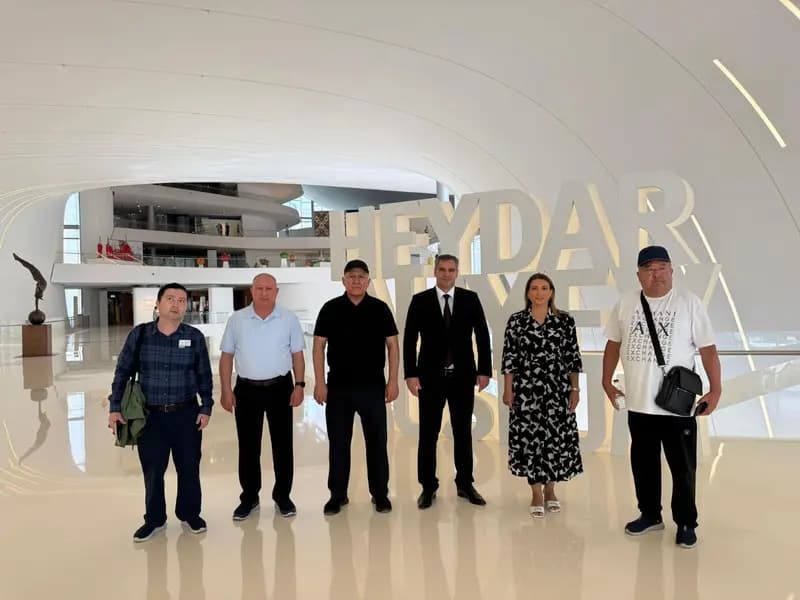Özbəkistan həmkarlar