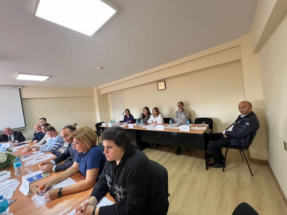 Yeni seçilmiş Həmkar