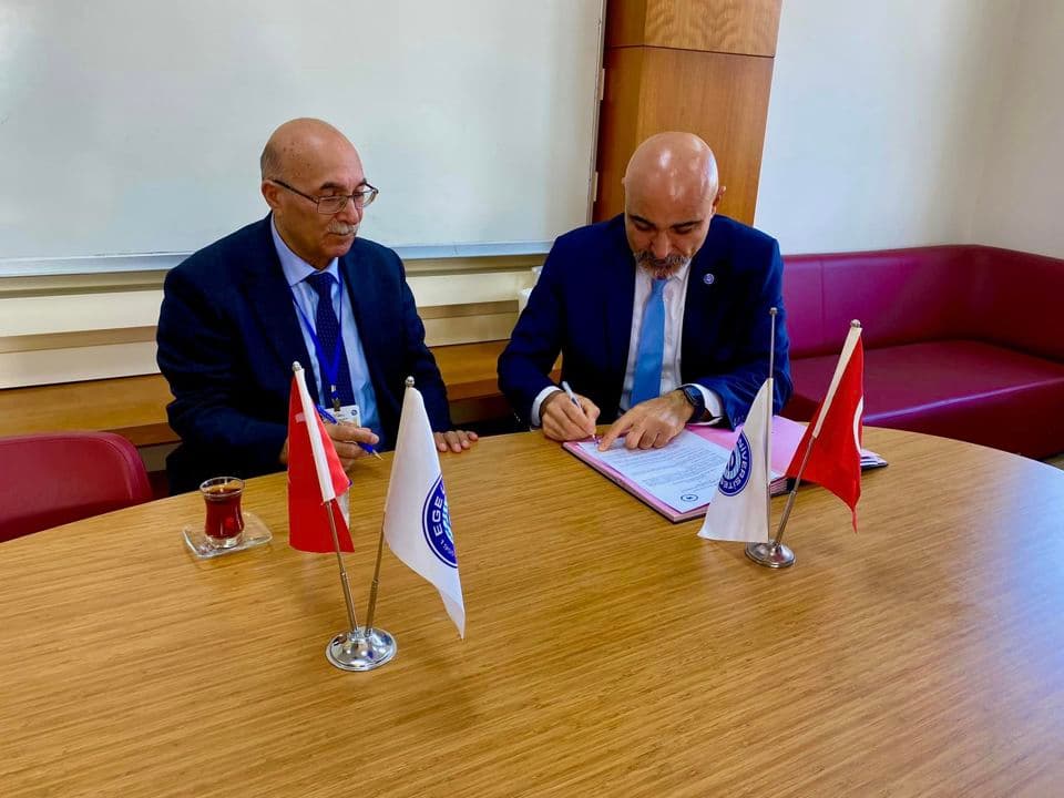 Ege Universiteti Tür