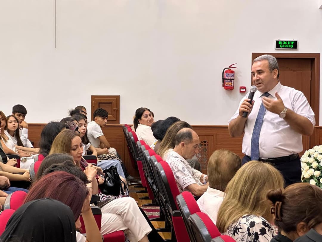AƏSMA-da “Açıq qapı”