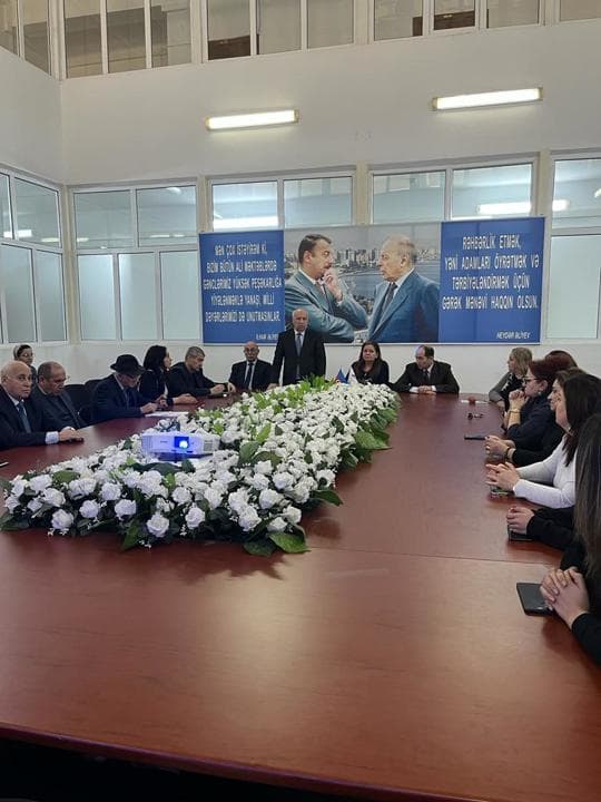 Heydər Əliyev və Azə