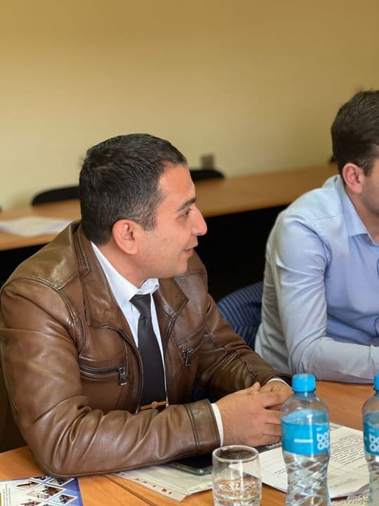 Yeni seçilmiş həmkar