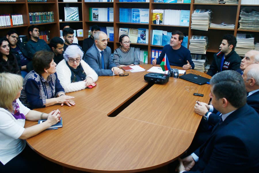 “Həmkarlar ittifaqla