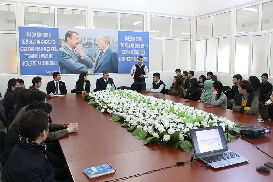 “İş görüşməsi necə o