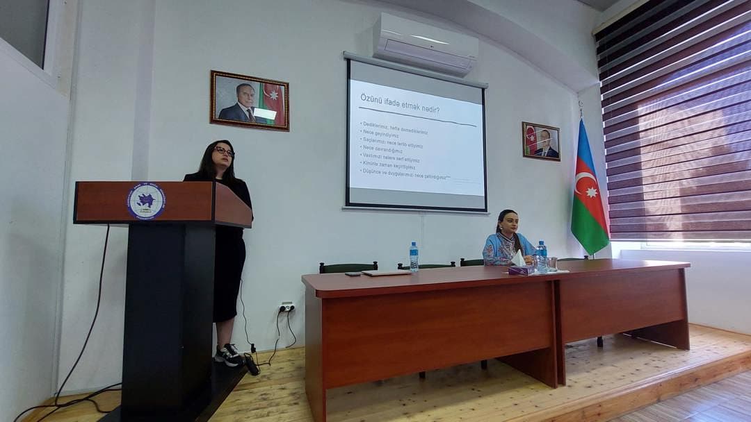"Özünü ifadə bacarığ