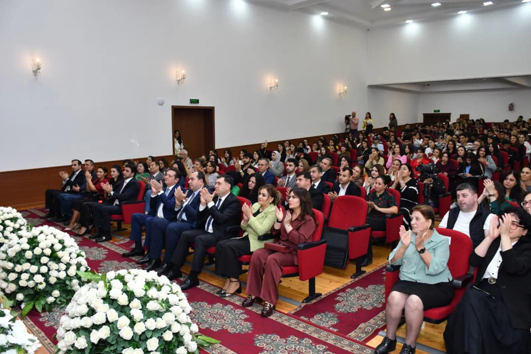 “Sənət inciləri” adl