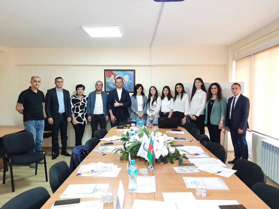 İnformasiya texnolog