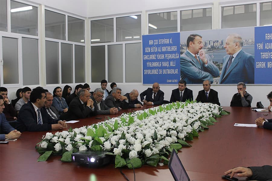 “Azərbaycan iqtisadi