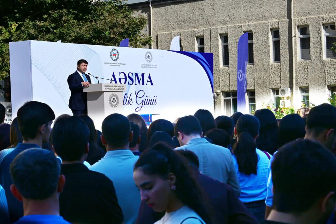 AHİK-in Əmək və Sosi