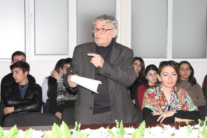 “Azərbaycan iqtisadi
