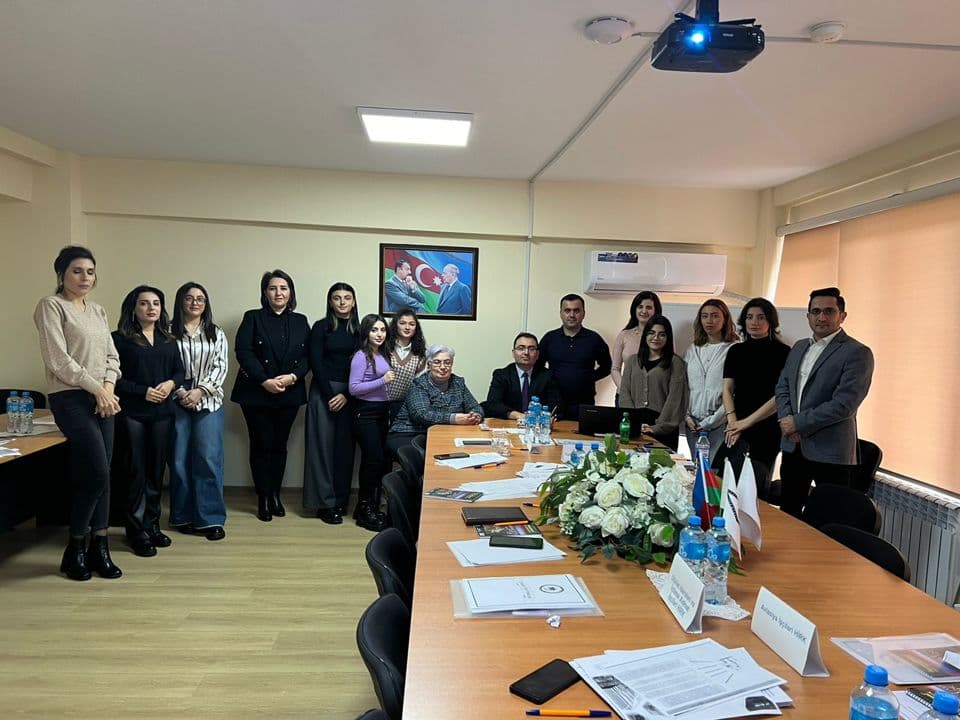 Gənc həmkarlar ittif