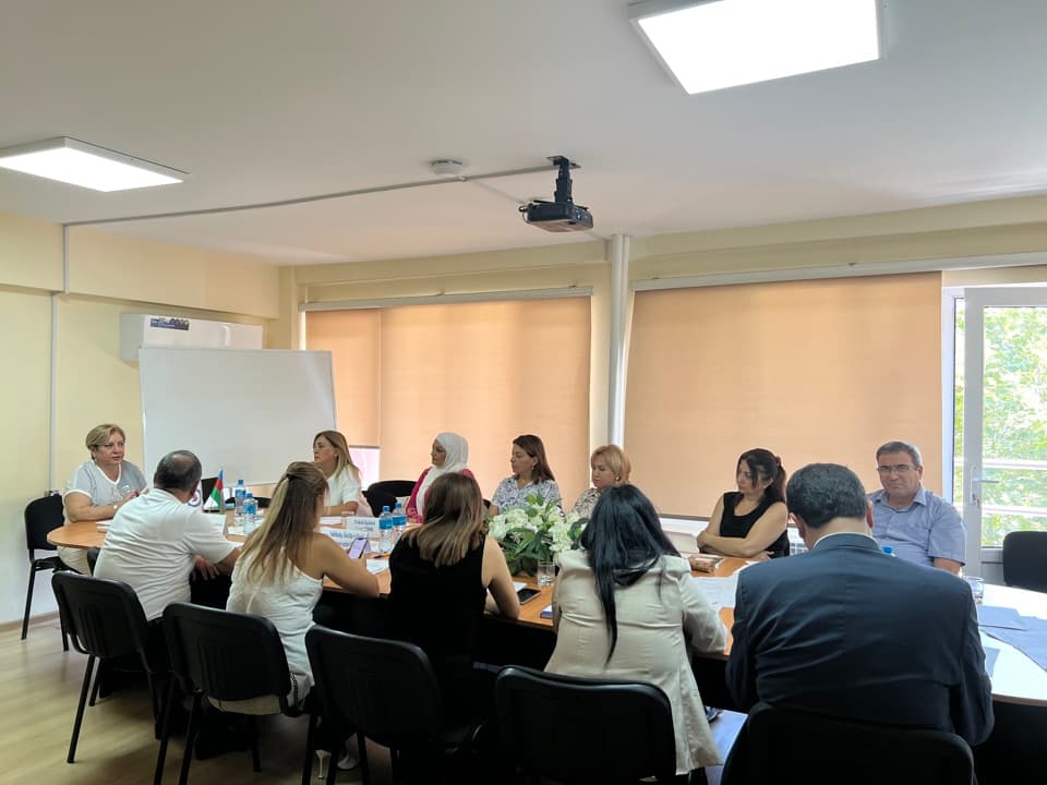 AKADEMİYADA YENİ SEÇ