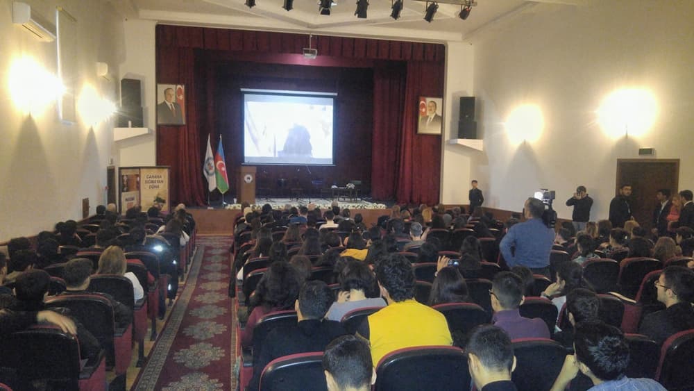Cahana sığmayan mütə