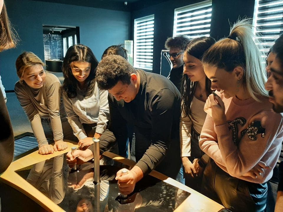 Kurs iştirakçıları ü