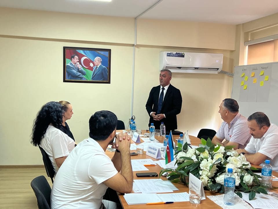 Yeni seçilmiş həmkar