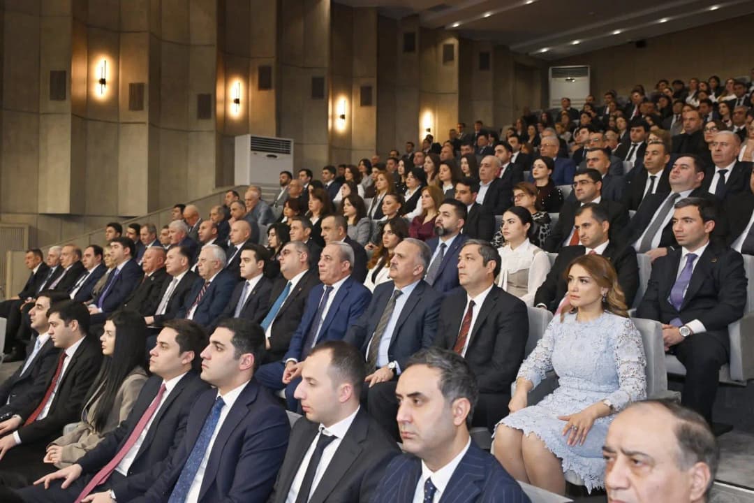 AHİK-də Dünya Azərba