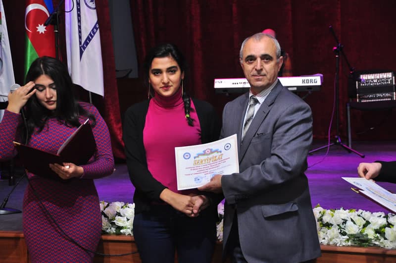 Yeni il və Dünya Azə