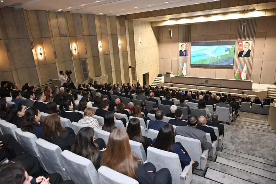 AHİK-də Dünya Azərba