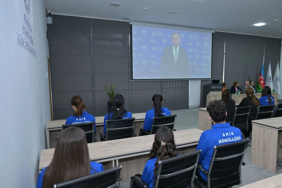 AƏSMA-da AHİK könüll