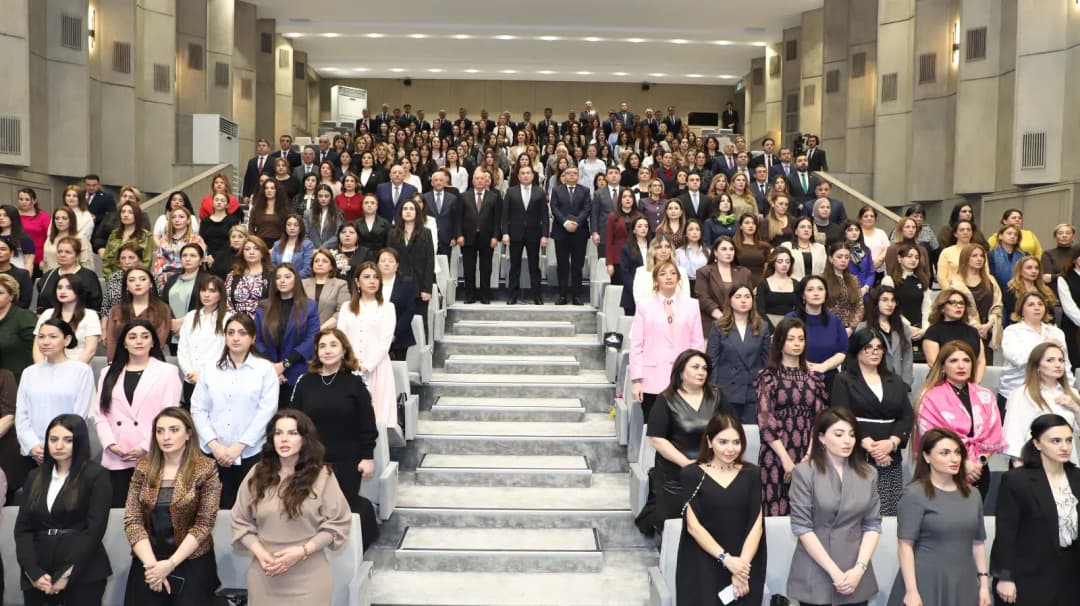 AHİK-də Beynəlxalq Q