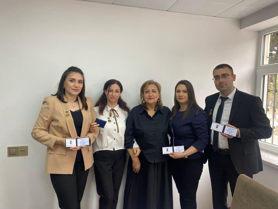 AƏSMA əməkdaşları “A