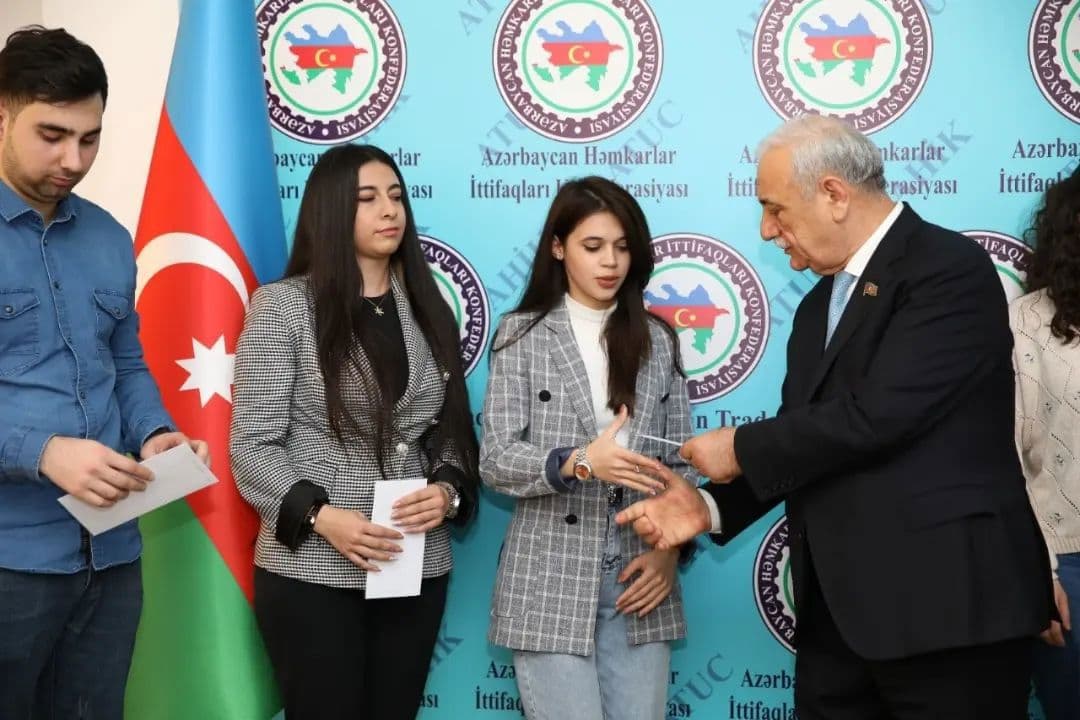 Azərbaycan Təhsil İş