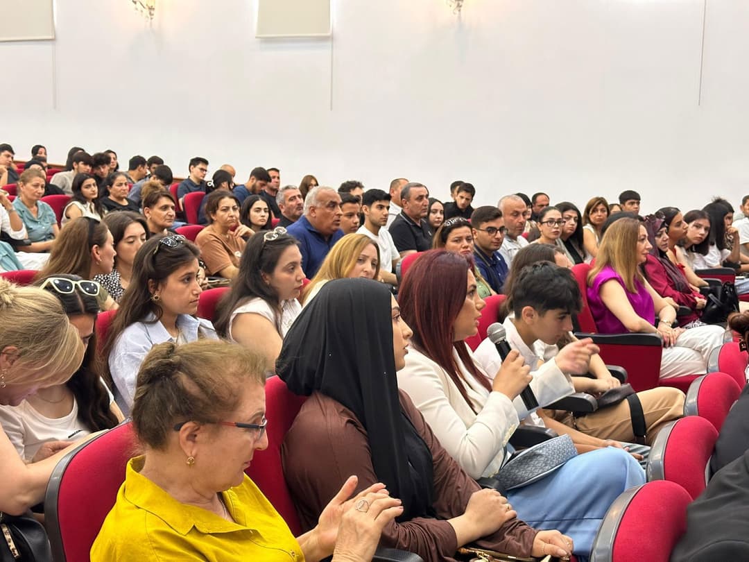 AƏSMA-da “Açıq qapı”