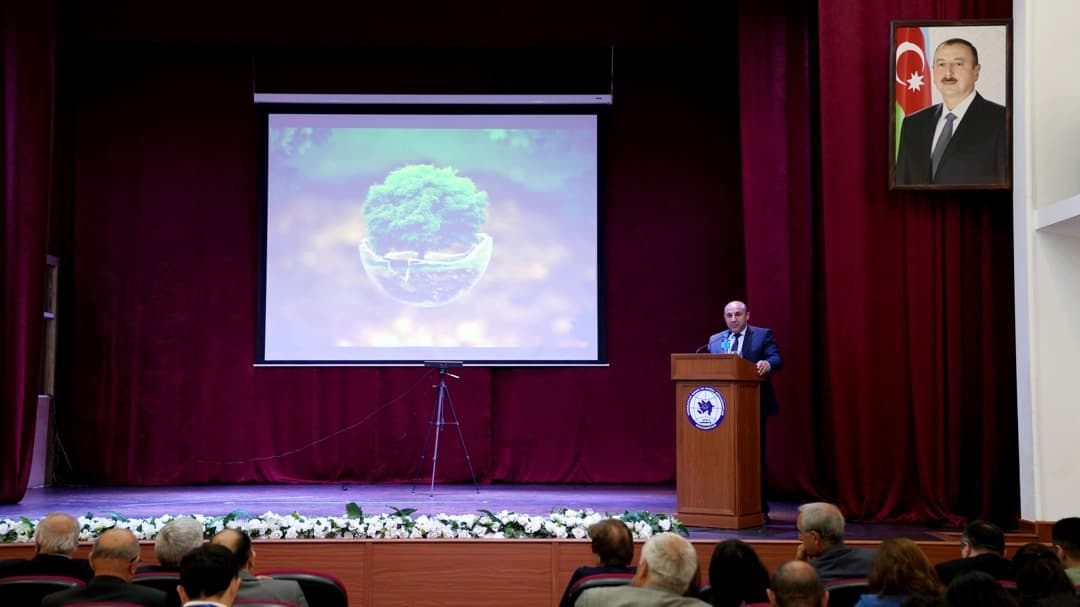 AƏSMA-da “YAŞIL DÜNY