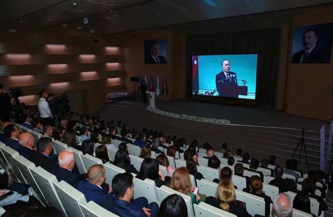 Yeni Azərbaycan Part