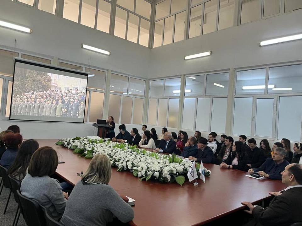 Heydər Əliyev və Azə