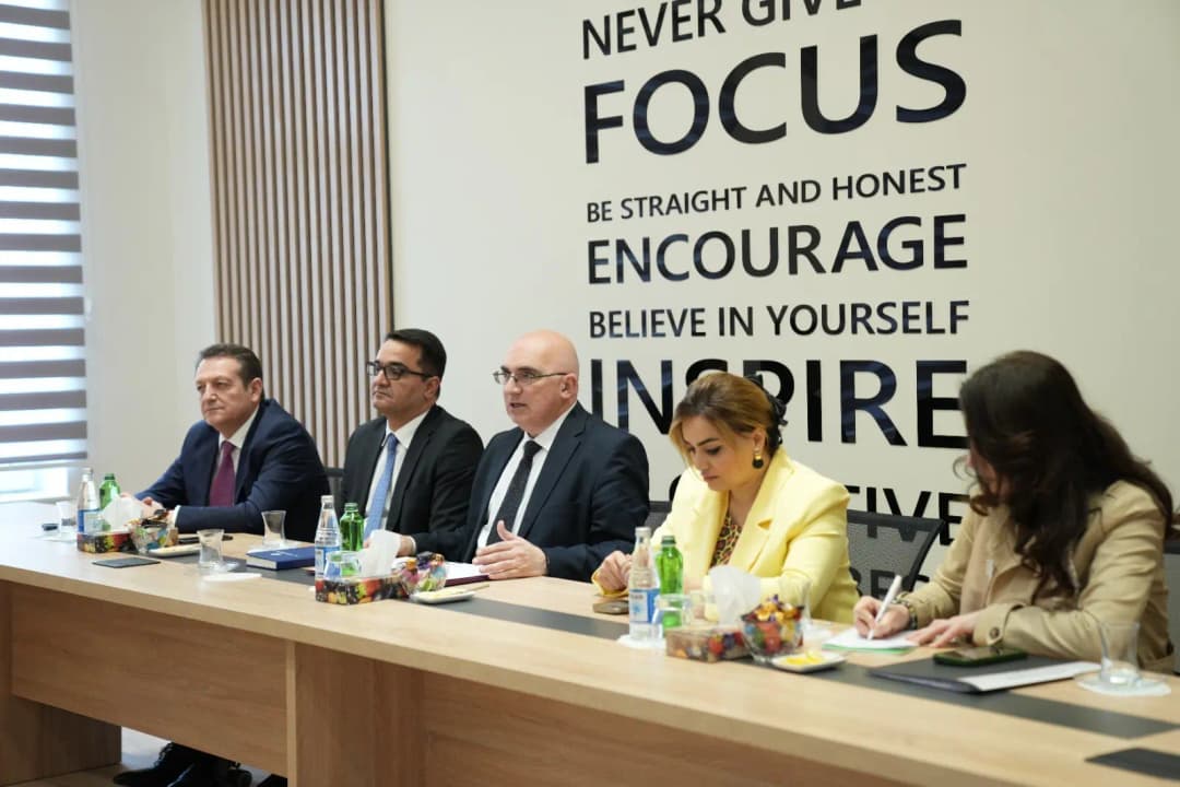 Əmək və Sosial Münas