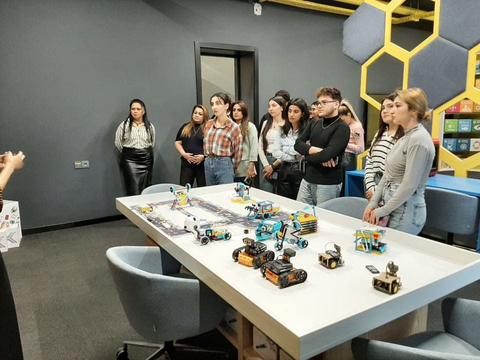 Kurs iştirakçıları ü