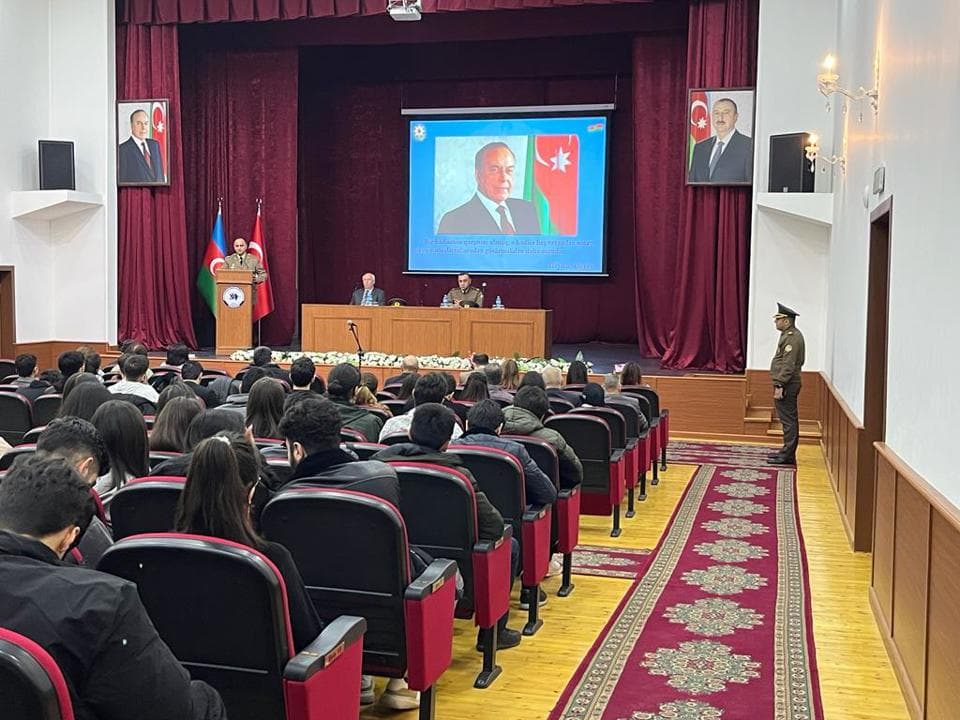 AƏSMA-da 1 Mart Ümum