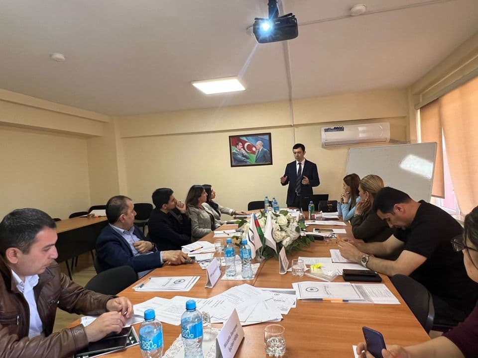 Yeni seçilmiş həmkar