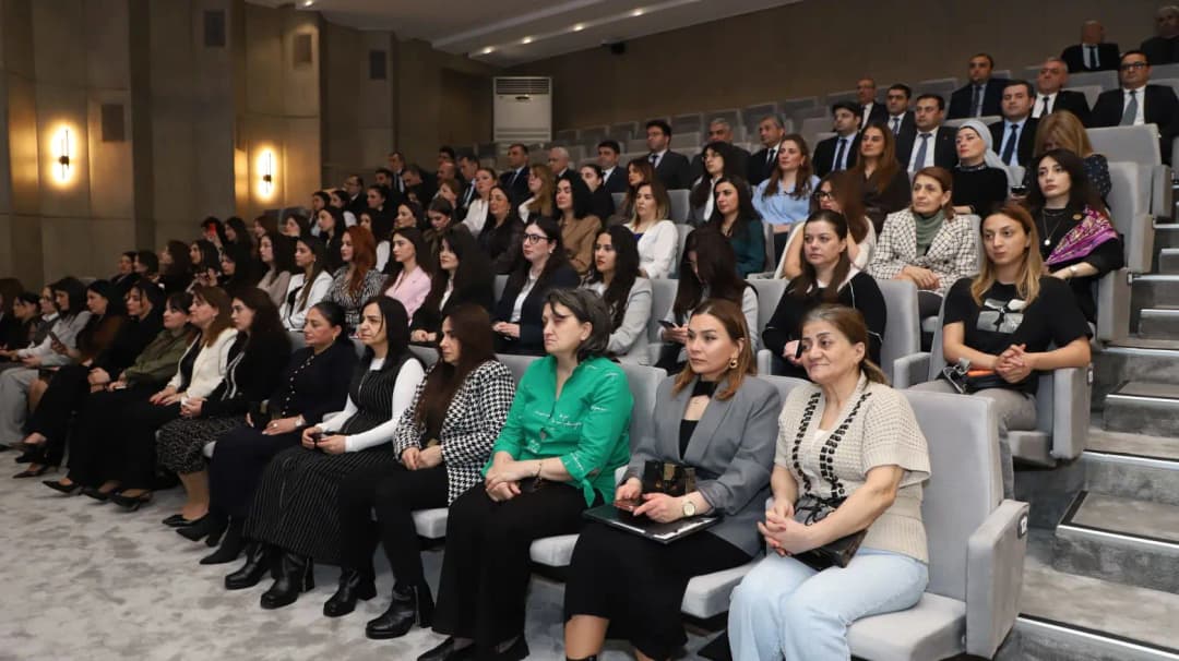 AHİK-də Beynəlxalq Q