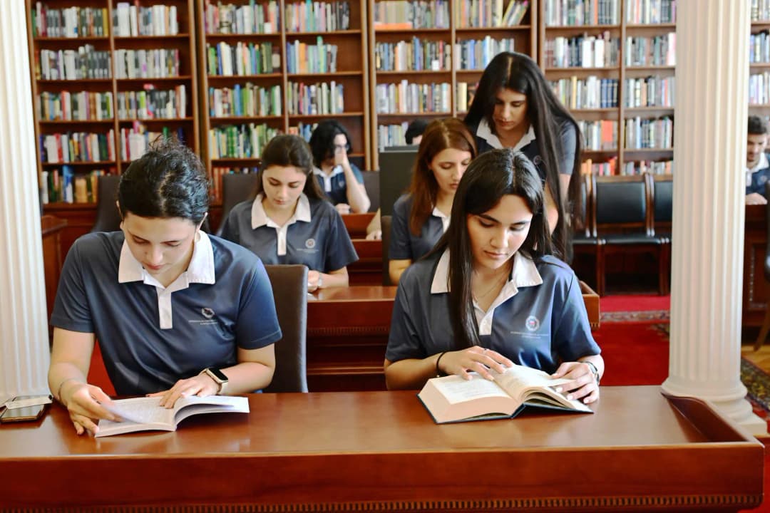 AHİK könüllüləri Pre