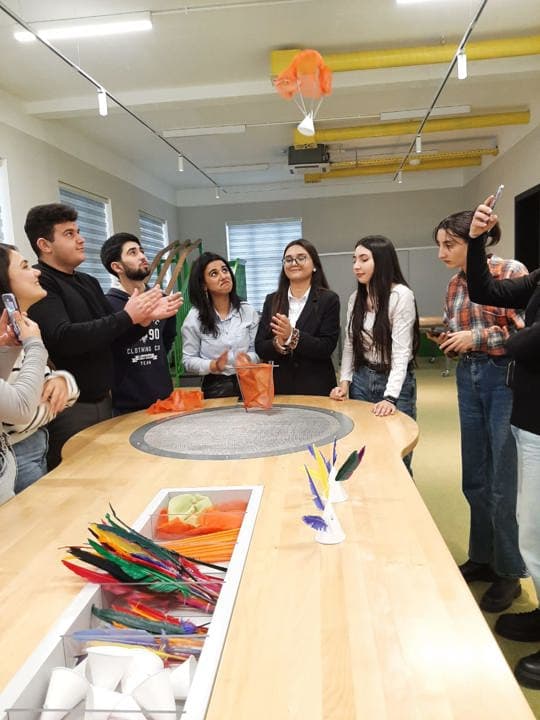 Kurs iştirakçıları ü